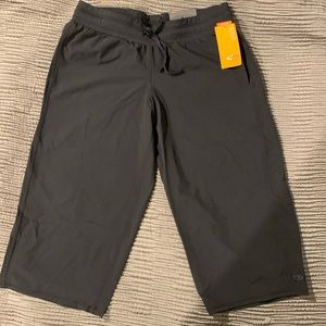 Active Capri Champion lightweight pants